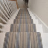Tapis d'escalier tissé plat dans une maison privée à Londres