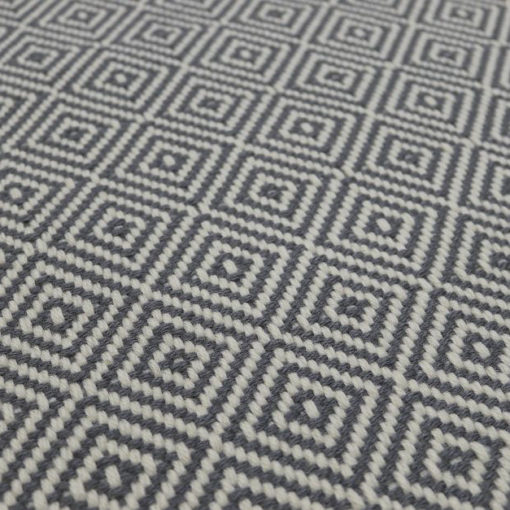 Diamond flatweave stair runners