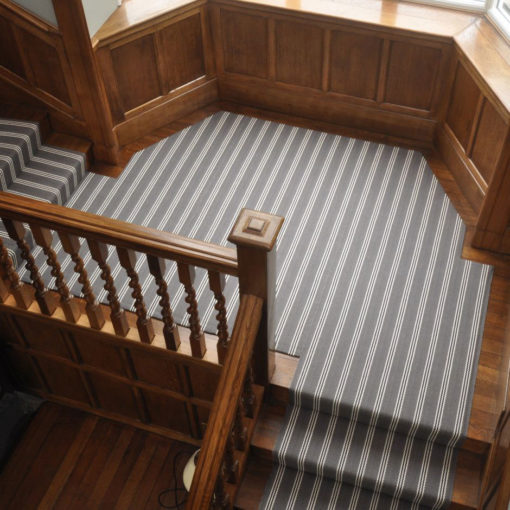 Tapis d'escalier sur mesure, Gunmetal, White, Sp. Purple