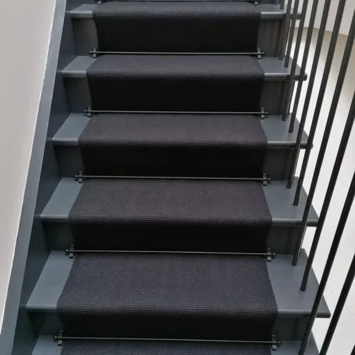 Tapis d'escalier KS07 installé